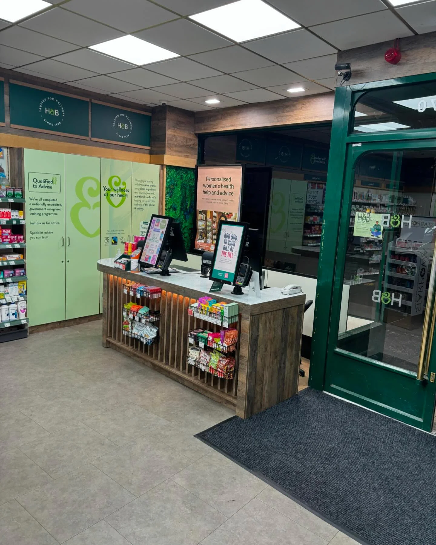 Holland & Barrett - photo 8 of 13