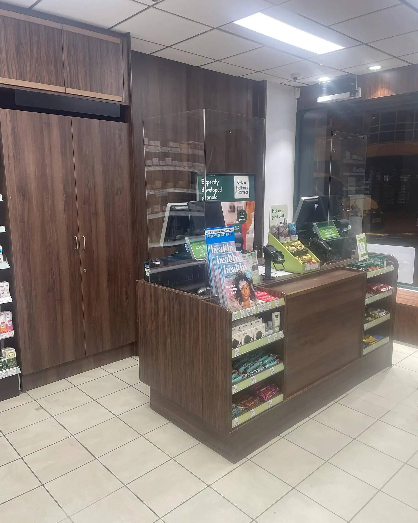 Holland & Barrett - photo 12